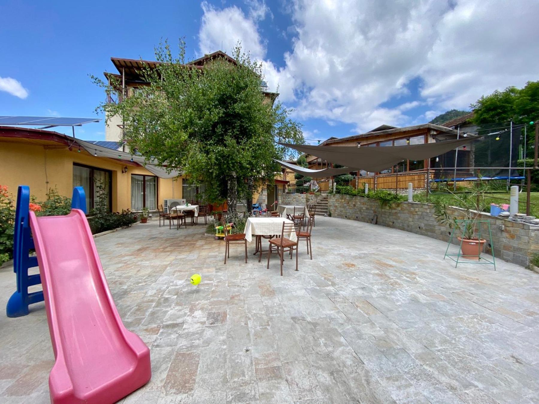 Boryka Family Hotel Asikoria Exterior photo